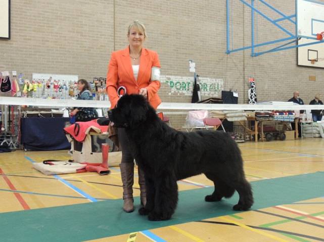 Suzanne with Pierce in the show ring